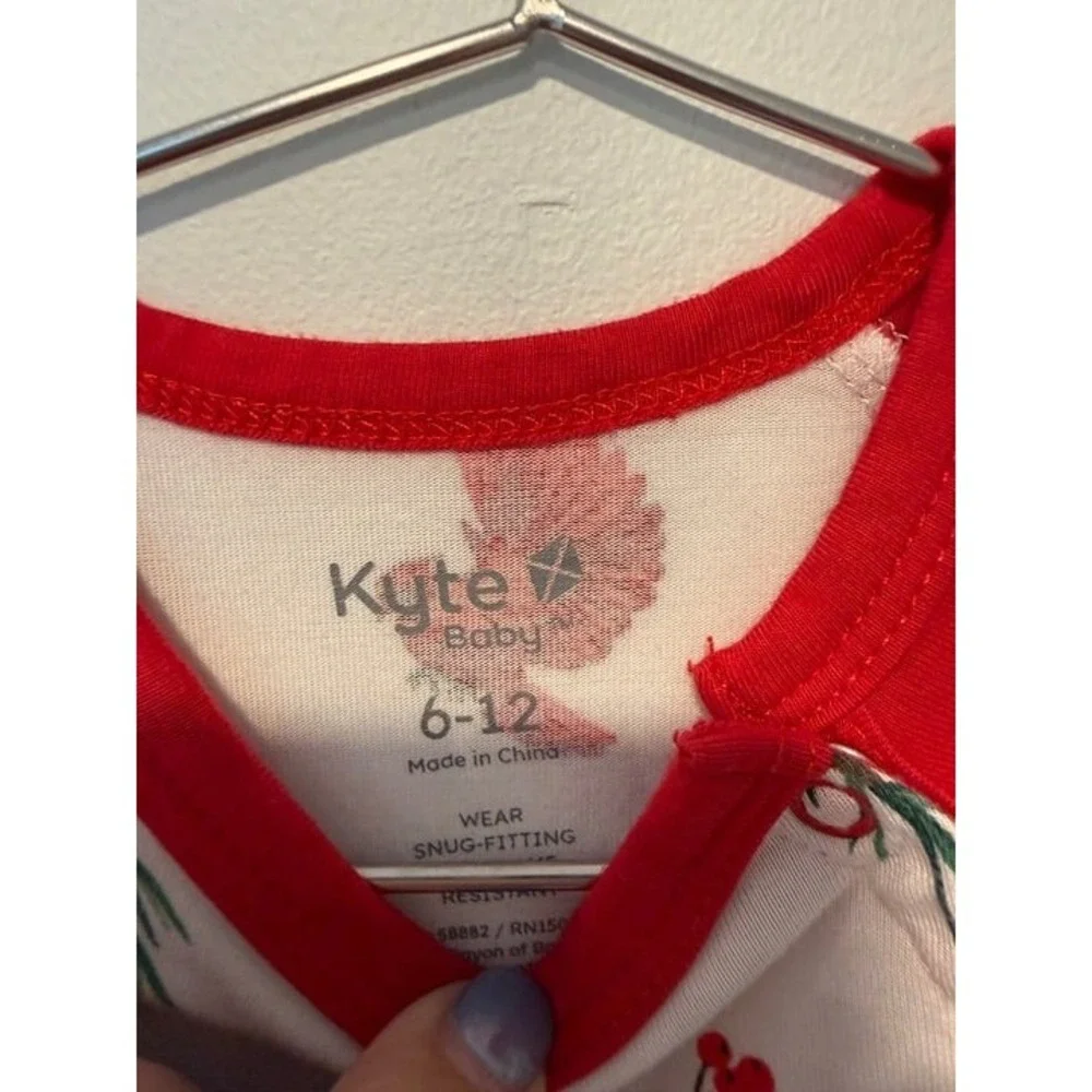Kyte Baby 6-12 Bamboo Holiday Cardinal Print Romper Coverall Baby One Piece